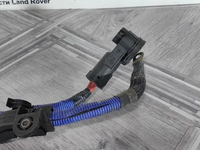 Провод силовой Land Rover Evoque L551
