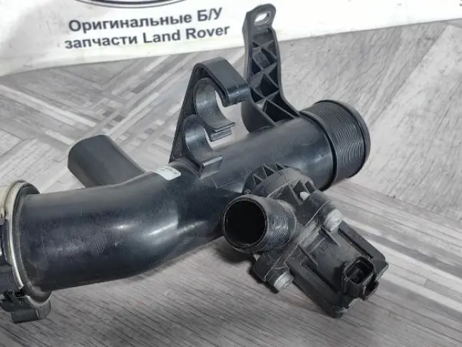 Патрубок интеркулера Land Rover Evoque L551 2.0