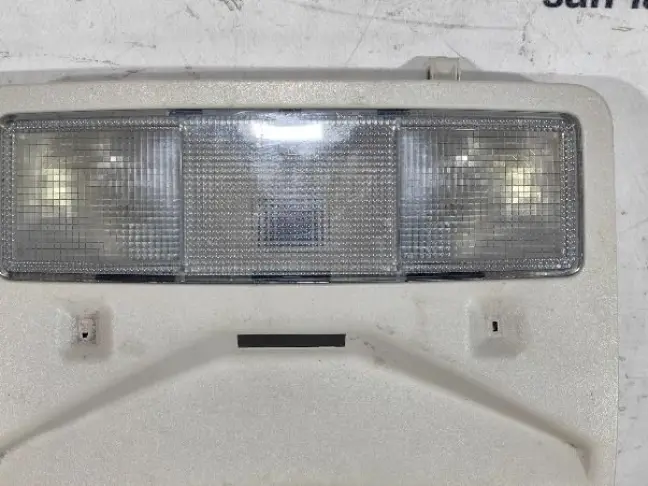 Плафон салонный Range Rover Evoque L538