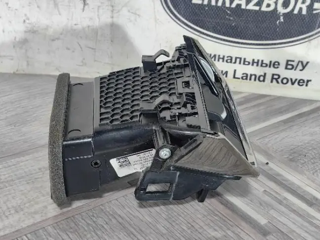 Дефлектор воздуховода пассажир Land Rover Evoque 2