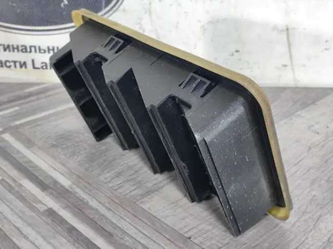 Дефлектор воздушный Land Rover Sport L320 05-13