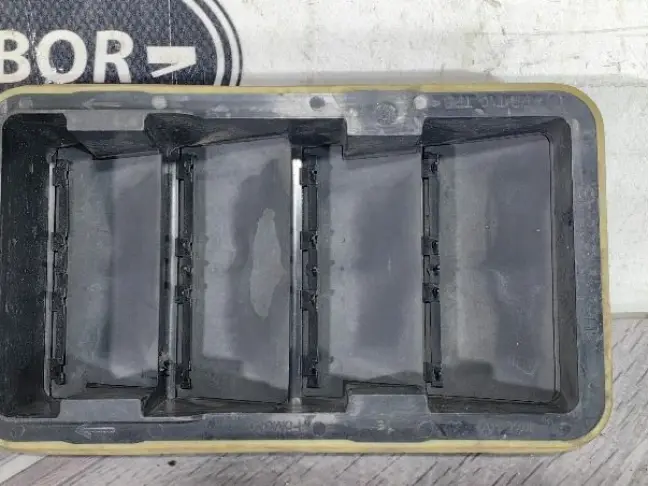 Дефлектор воздушный Land Rover Sport L320 05-13