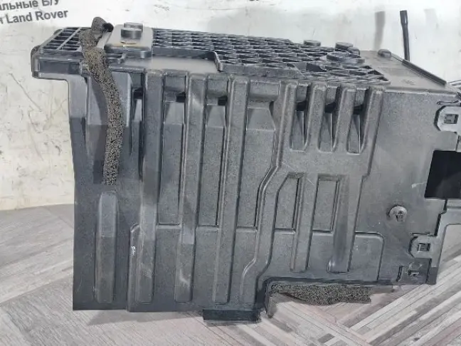 Короб аккумулятора Range Rover Evoque 2 L551