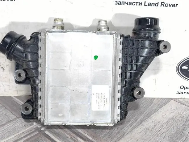Интеркулер Range Rover Evoque 2 L551 2.0 бензин