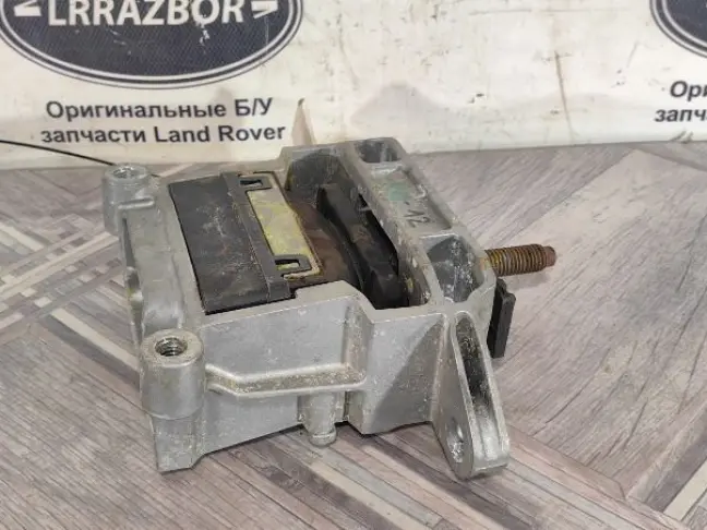 Подушка ДВС правая Land Rover Evoque L551