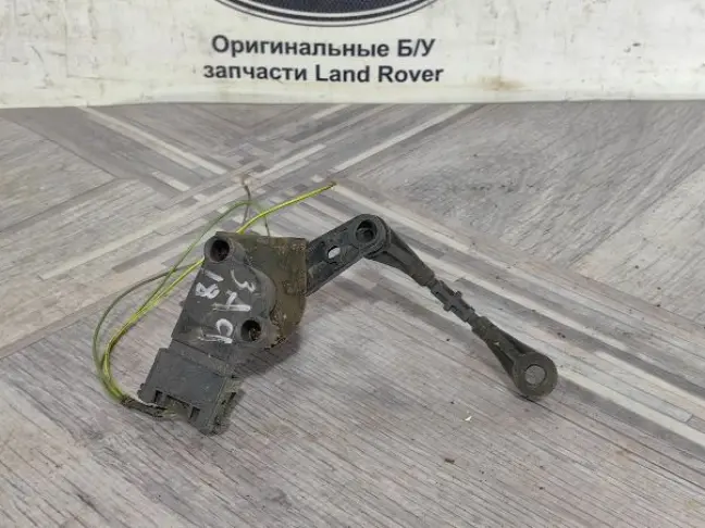 Датчик положения кузова зад Evoque 2015-2018