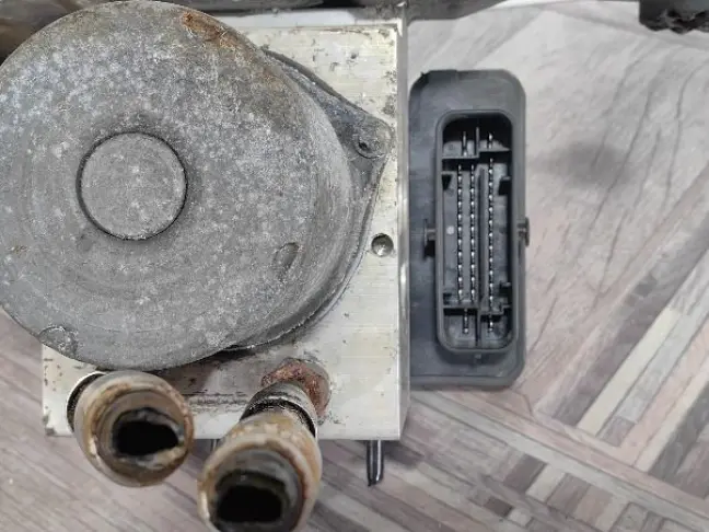 Блок управления ABS Range Rover 4 L405