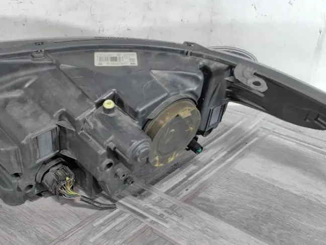 Фара правая Range Rover 4 L405