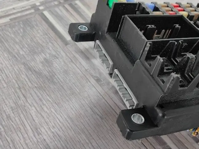 Блок предохранителей Range Rover 4 L405