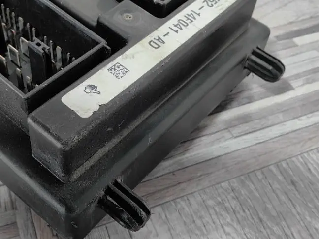 Блок предохранителей Range Rover 4 L405