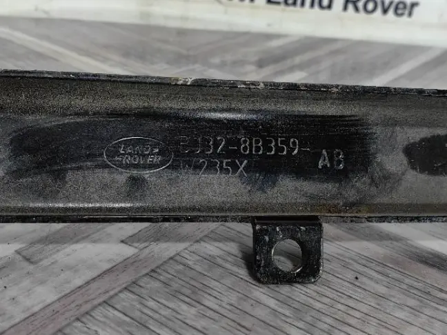 Опора радиаторов Land Rover Evoque 1 L538