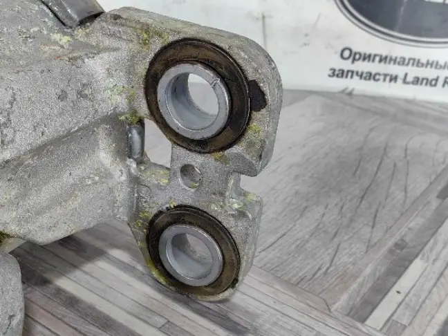 Подушка ДВС левая Land Rover Evoque 2.0 дизель