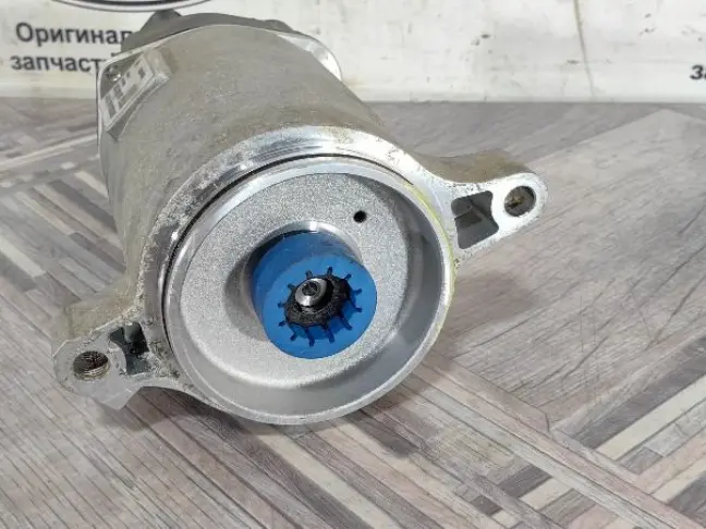 Мотор рейки ПРАВЫЙ РУЛЬ Range Rover Evoque 2  L551