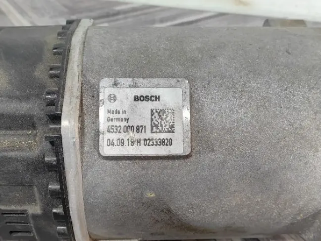 Мотор рейки ПРАВЫЙ РУЛЬ Range Rover Evoque 2  L551