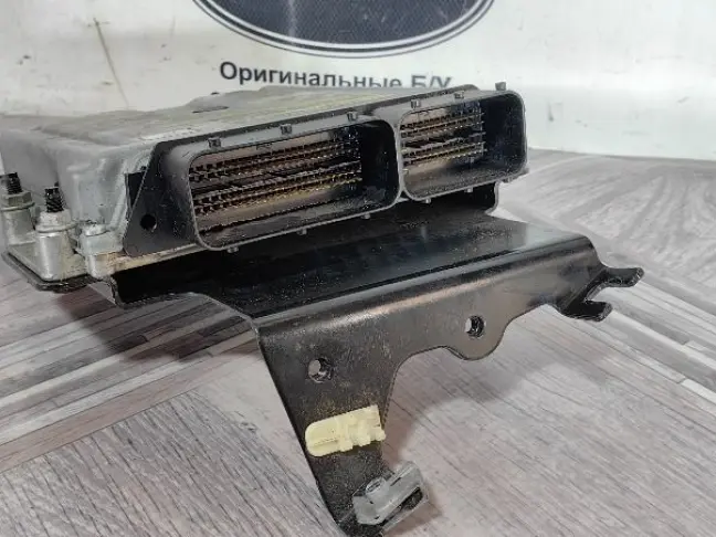 Блок управления двигателем Range Rover 4 L405