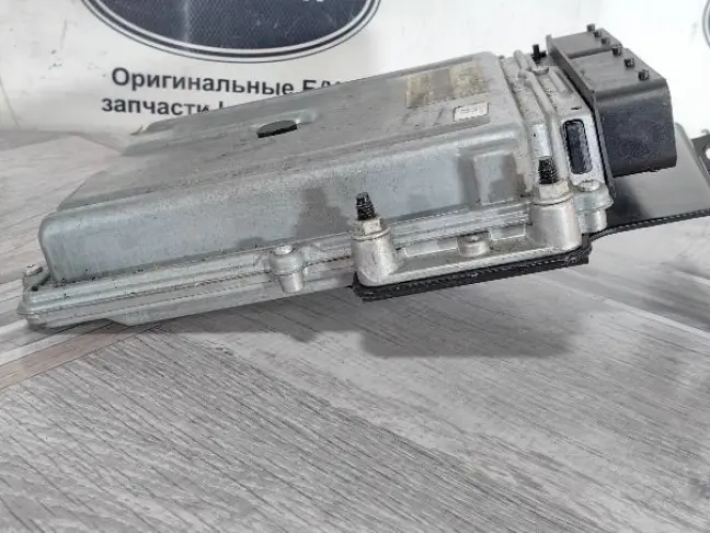 Блок управления двигателем Range Rover 4 L405