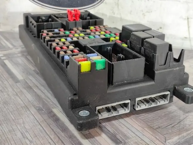 Блок предохранителе Range Rover Sport 2 L494