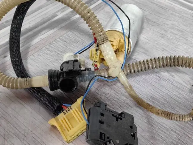 Насос топливный Volvo V60 дизель