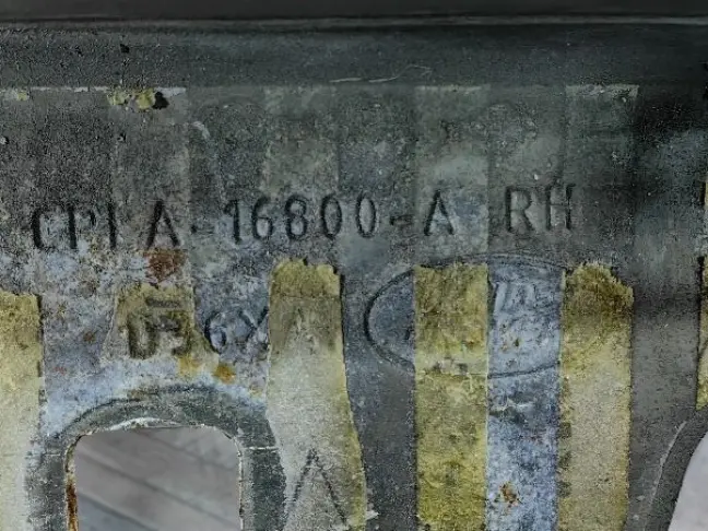 Петля капота правая  Range Rover Sport 2 L494