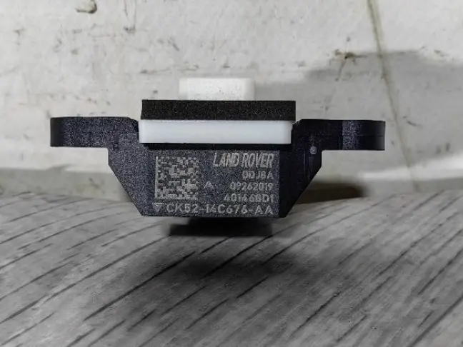 Датчик удара Land Rover Discovery 5 l462