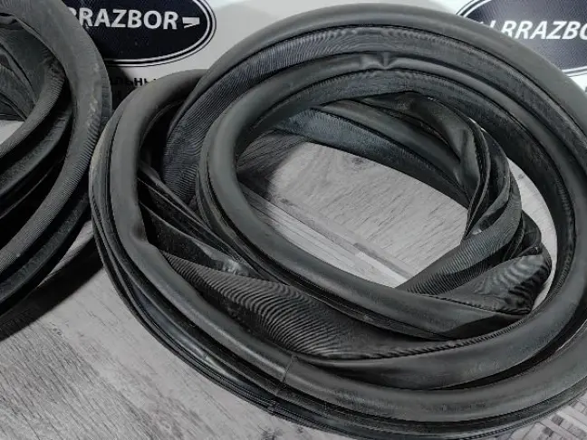 Уплотнители на все двери Land Rover Discovery l462