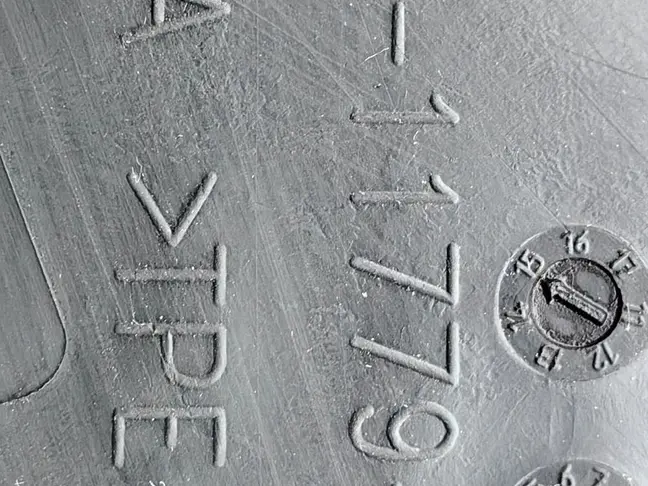 Брызговик задний левый Range Rover Sport 2 L494