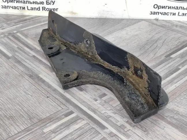 Брызговик задний левый Range Rover Sport 2 L494