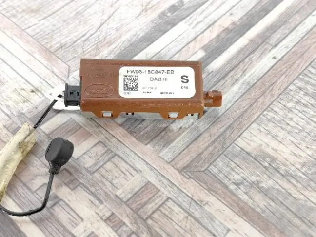 Антенна Range Rover Sport 2 L494