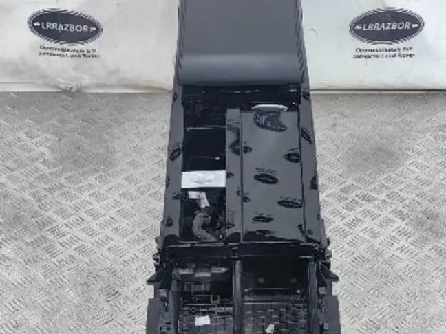 Каркас консоли Land Rover Discovery 5 L462