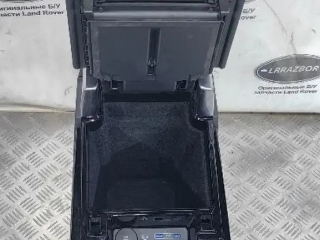 Каркас консоли Land Rover Discovery 5 L462