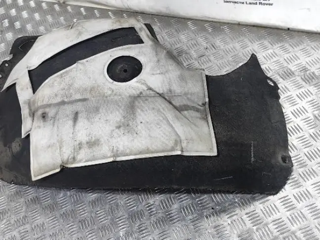 Подкрылок правый передний Range Rover Sport 2 L494