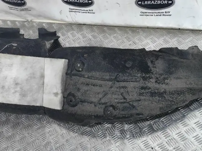 Подкрылок задний правый Land Rover Discovery L462