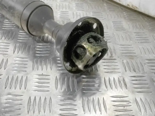 Вал карданный задний Land Rover Discovery 5 L462