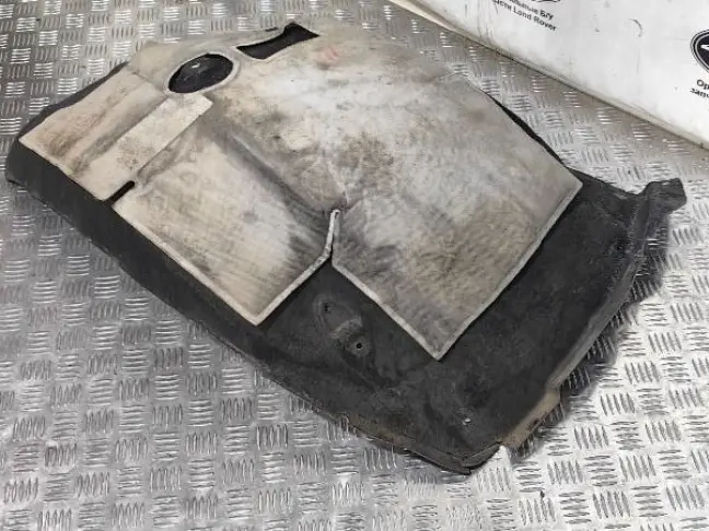 Подкрылок левый перед Land Rover Discovery 5 L462