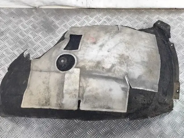 Подкрылок левый перед Land Rover Discovery 5 L462