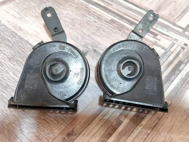 Сигнал звуковой Land Rover Discovery 5 L462