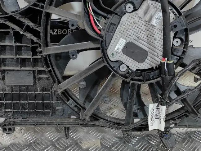 Вентилятор охлаждения Range Rover Sport 2 L494