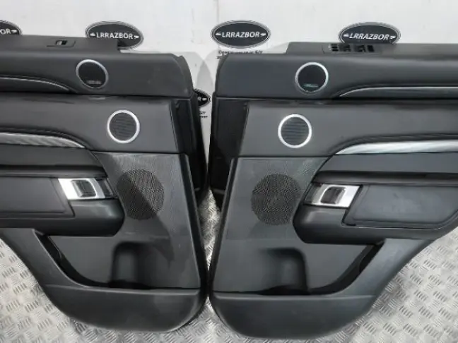 Дверные карты Land Rover Discovery 5 L462