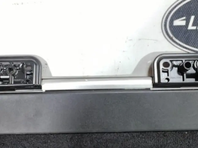 Напольная крышка Land Rover Discovery 5 L462