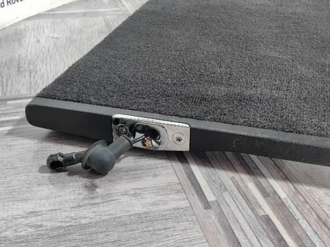 Напольная крышка Land Rover Discovery 5 L462