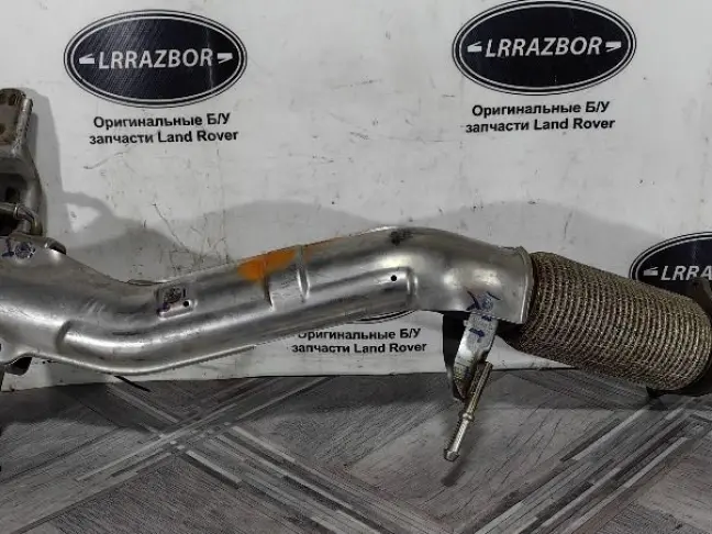 Выпускная труба Range Rover Evoque 2 L551 2.0