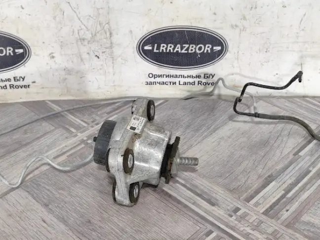 Подушка двигателя Land Rover Discovery 5 L462