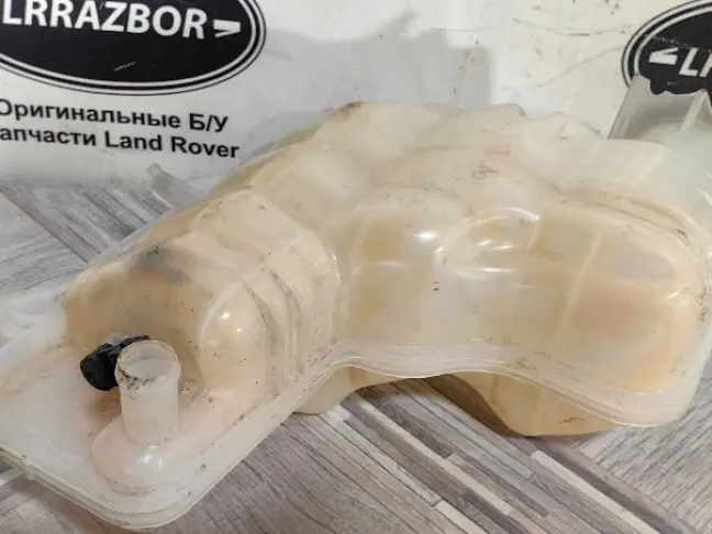 Бачок расширительный Land Rover Discovery 5 L462