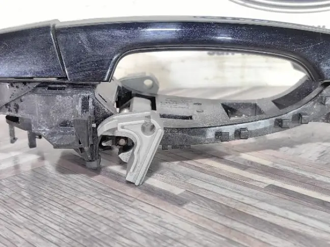 Ручка передняя левая Range Rover Sport 2 L494