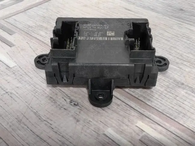 ЭБУ двери задней правой Range Rover Sport 2 L494