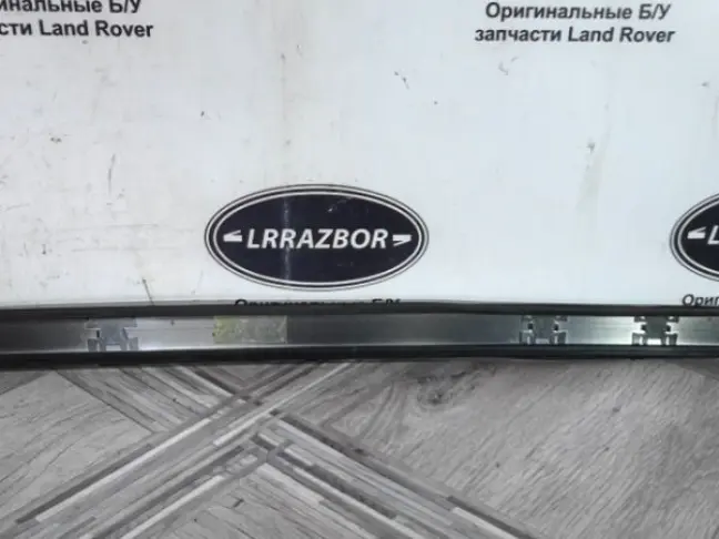 Молдинг крыши левый Range Rover Sport 2 L494