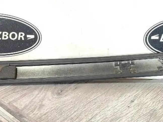 Молдинг крыши правый Range Rover Sport 2 L494