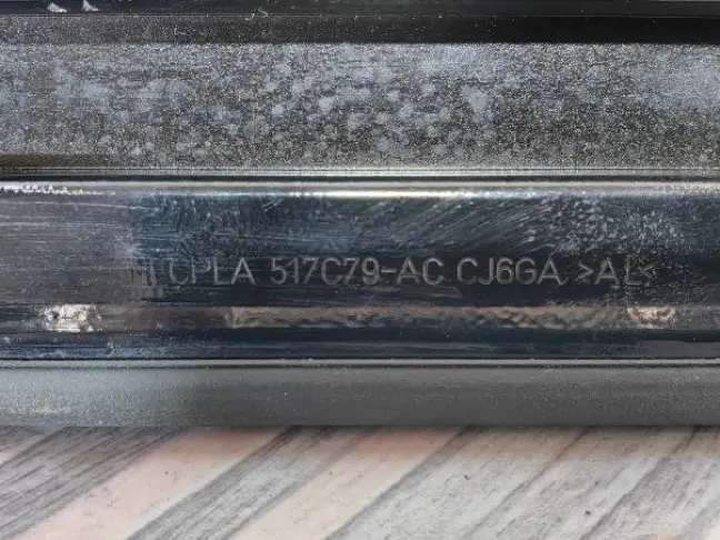 Молдинг крыши левый Range Rover Sport 2 L494