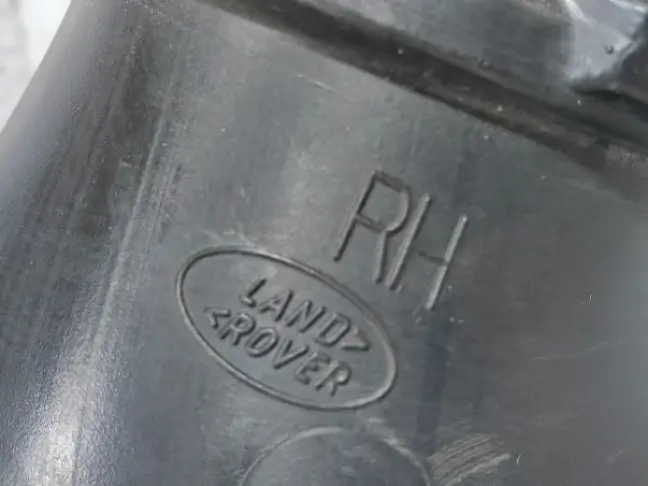 Патрубок воздушный Range Rover Sport 2 L494