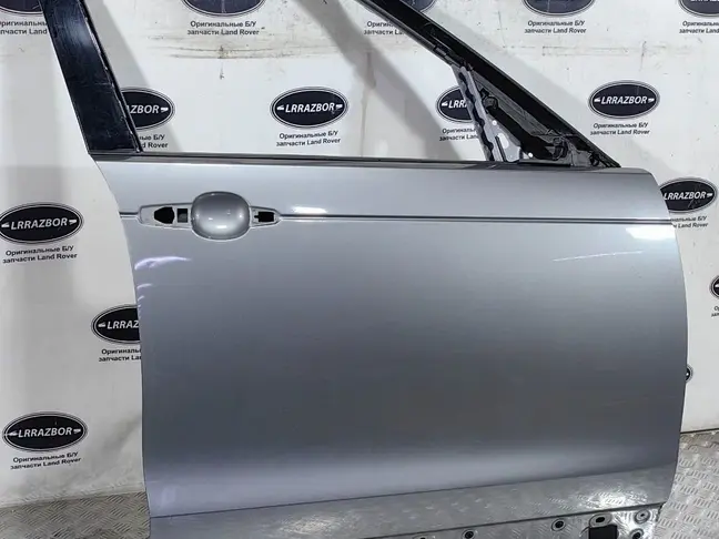 Дверь передняя правая Discovery 5 L462